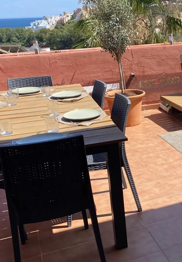 Penthouse Majestic Costa Golf Casares Apartment 0*,
